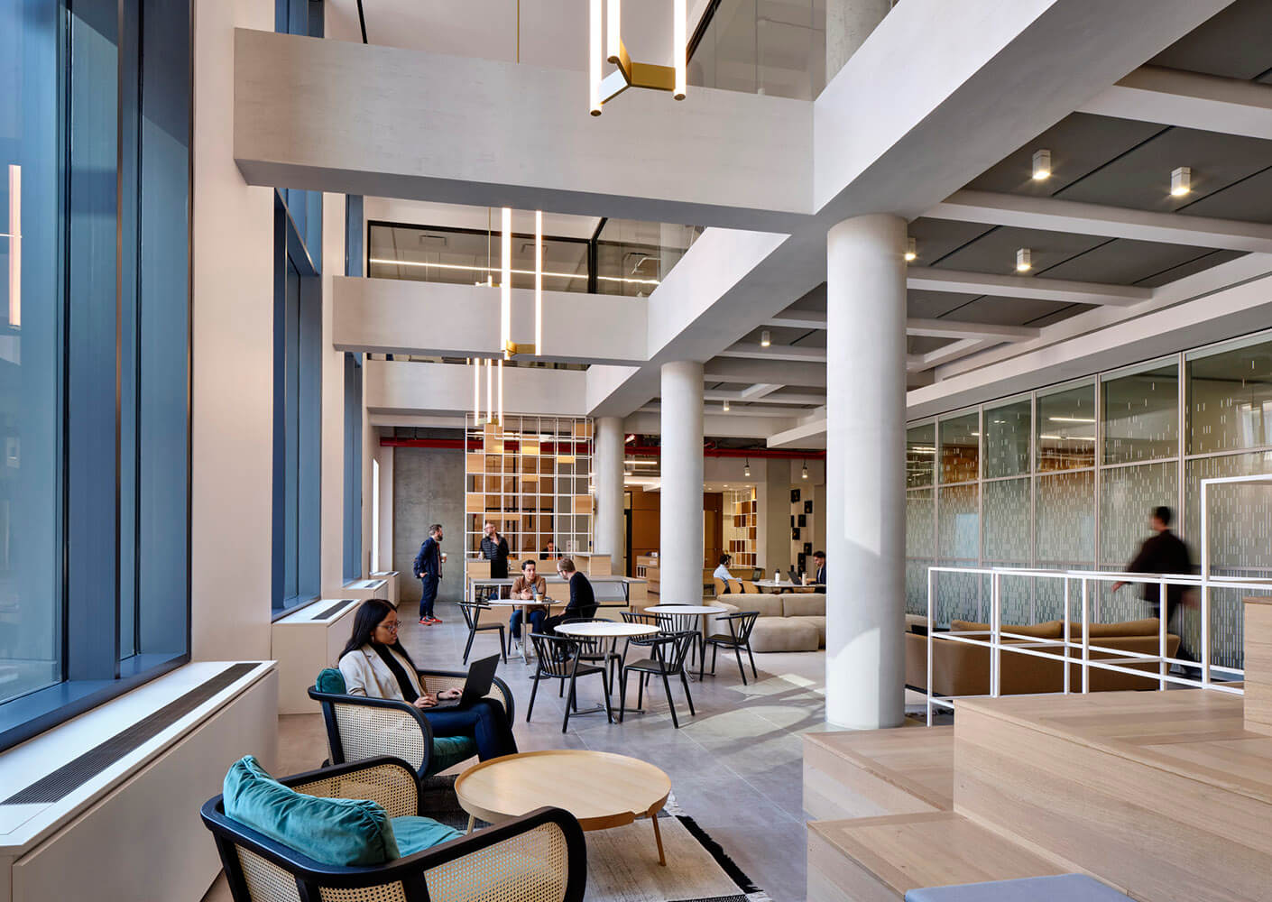 Photo of cafe and amenity space in life science lab